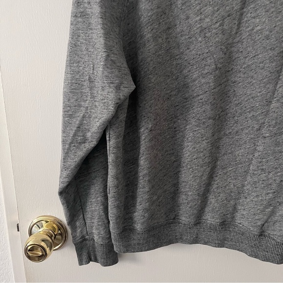 Abercrombie Crewneck Sweater Medium - Picture 7 of 9
